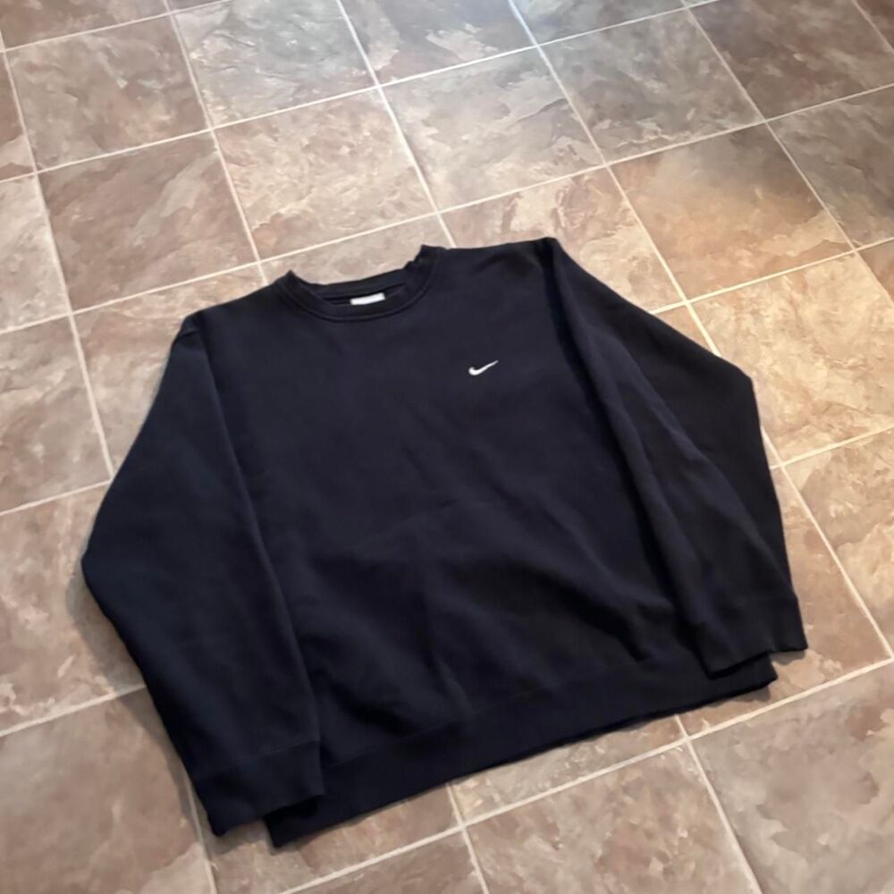 Vintage Y2K 2000s Nike black grey tag crewneck, baggy fit, size large, no flaws
